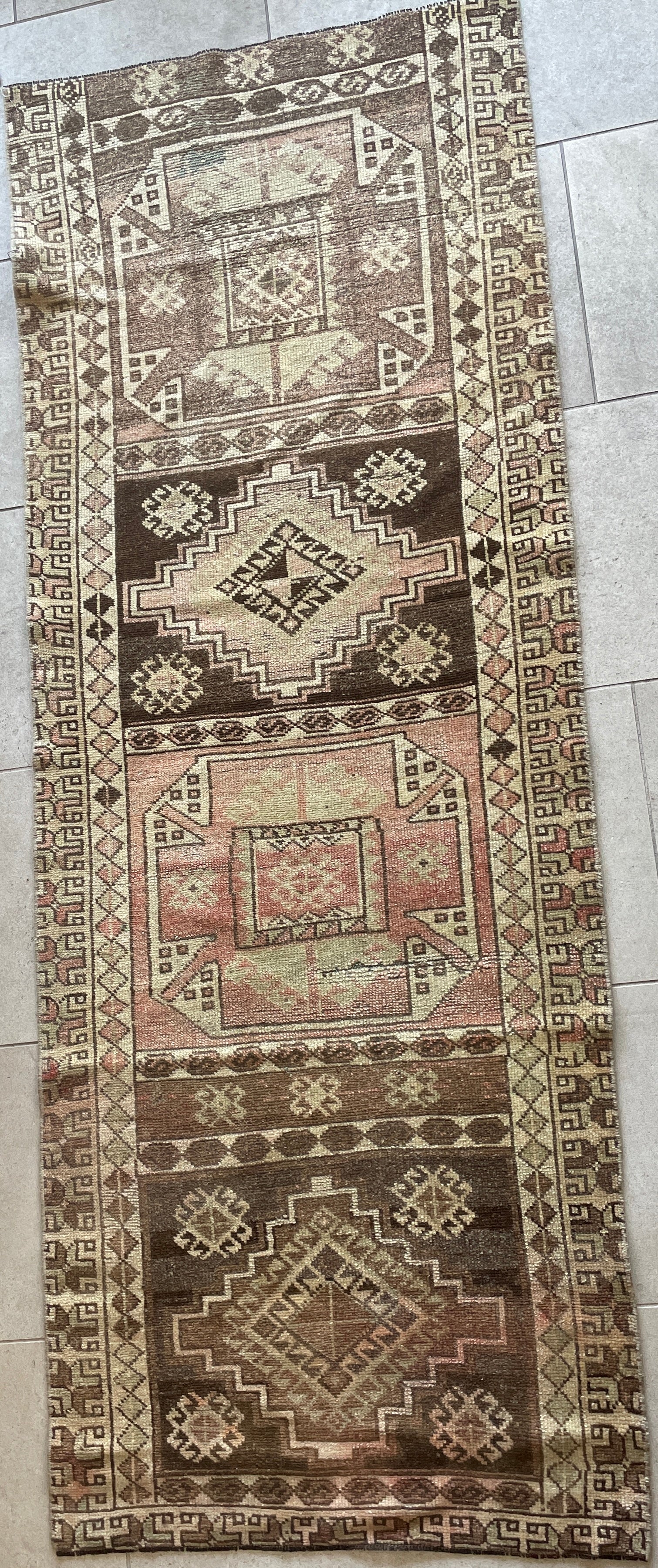 Vintage Rug | 2'7" x 7'1"