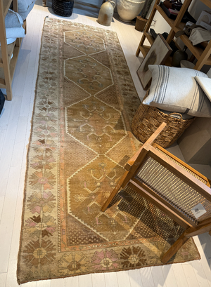 4'3" x 13'4" Vintage Runner