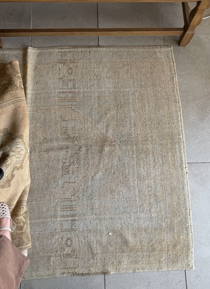 Vintage Rug 4'1" x 5'8"